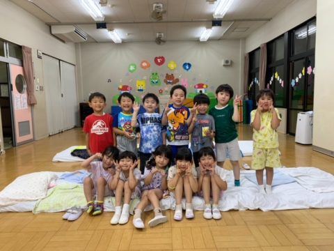 お泊まり保育