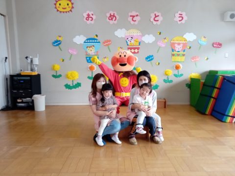 コロちゃんクラブ アンパンマンと遊んだり写真を撮ろう！