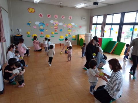コロちゃんクラブ🏐ボールで遊ぼう！